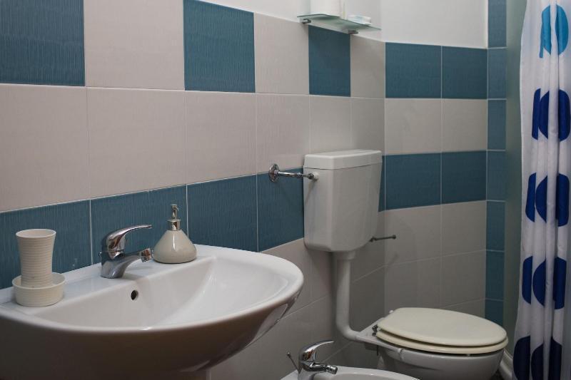 לינה וארוחת בוקר טרפאני Area 12 Bb מראה חיצוני תמונה